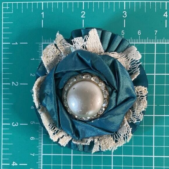 Vintage Teal & Lace Fabric Brooch With Pearl & Rhinestone Accents - Picture 4 of 4